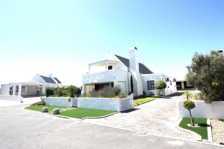 5 Bedroom Property for Sale in Dwarskersbos Western Cape